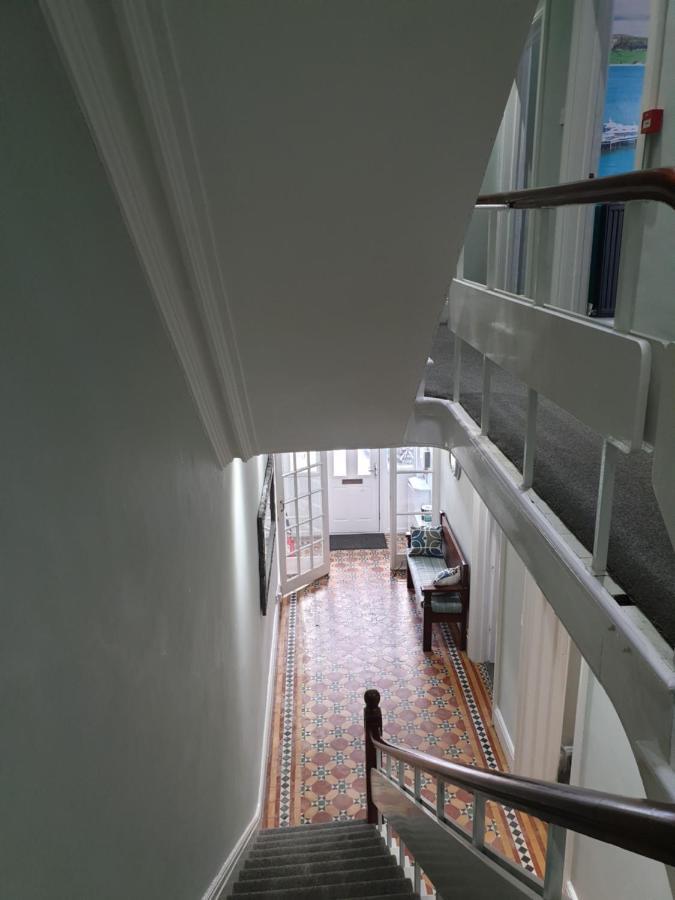 No 27 Chapel Street Guest House 랜디드노 외부 사진