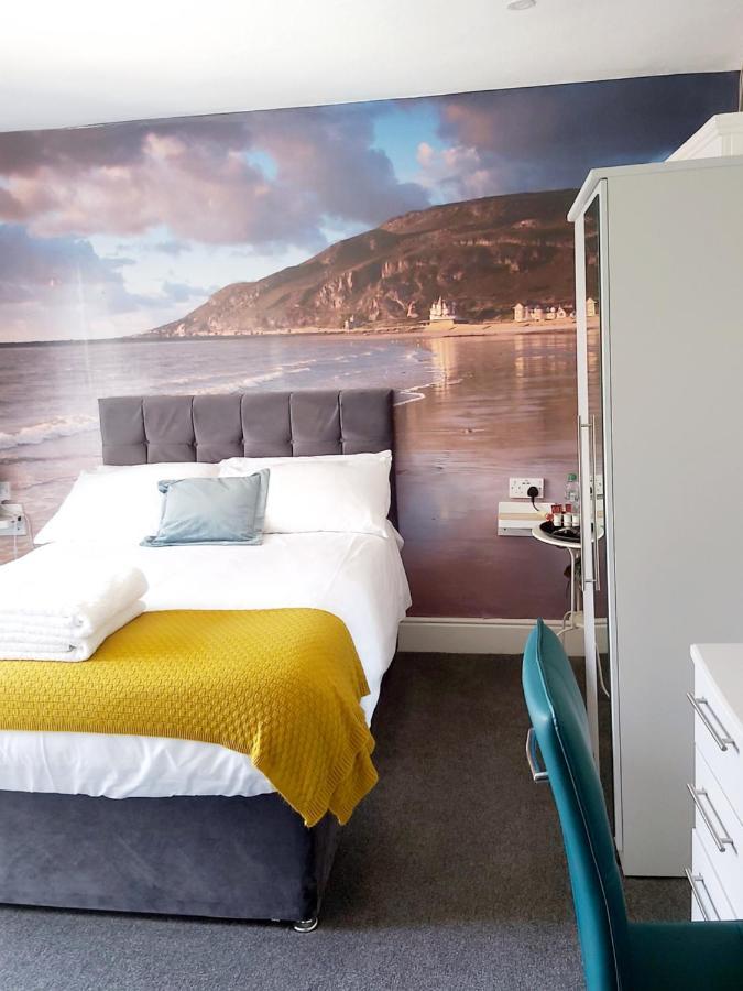 No 27 Chapel Street Guest House 랜디드노 객실 사진