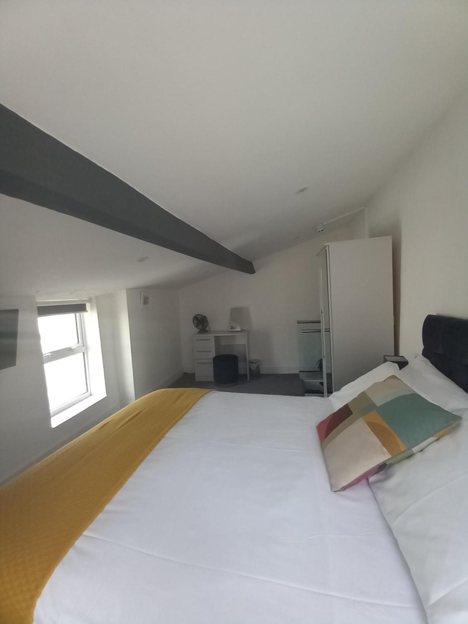 No 27 Chapel Street Guest House 랜디드노 객실 사진