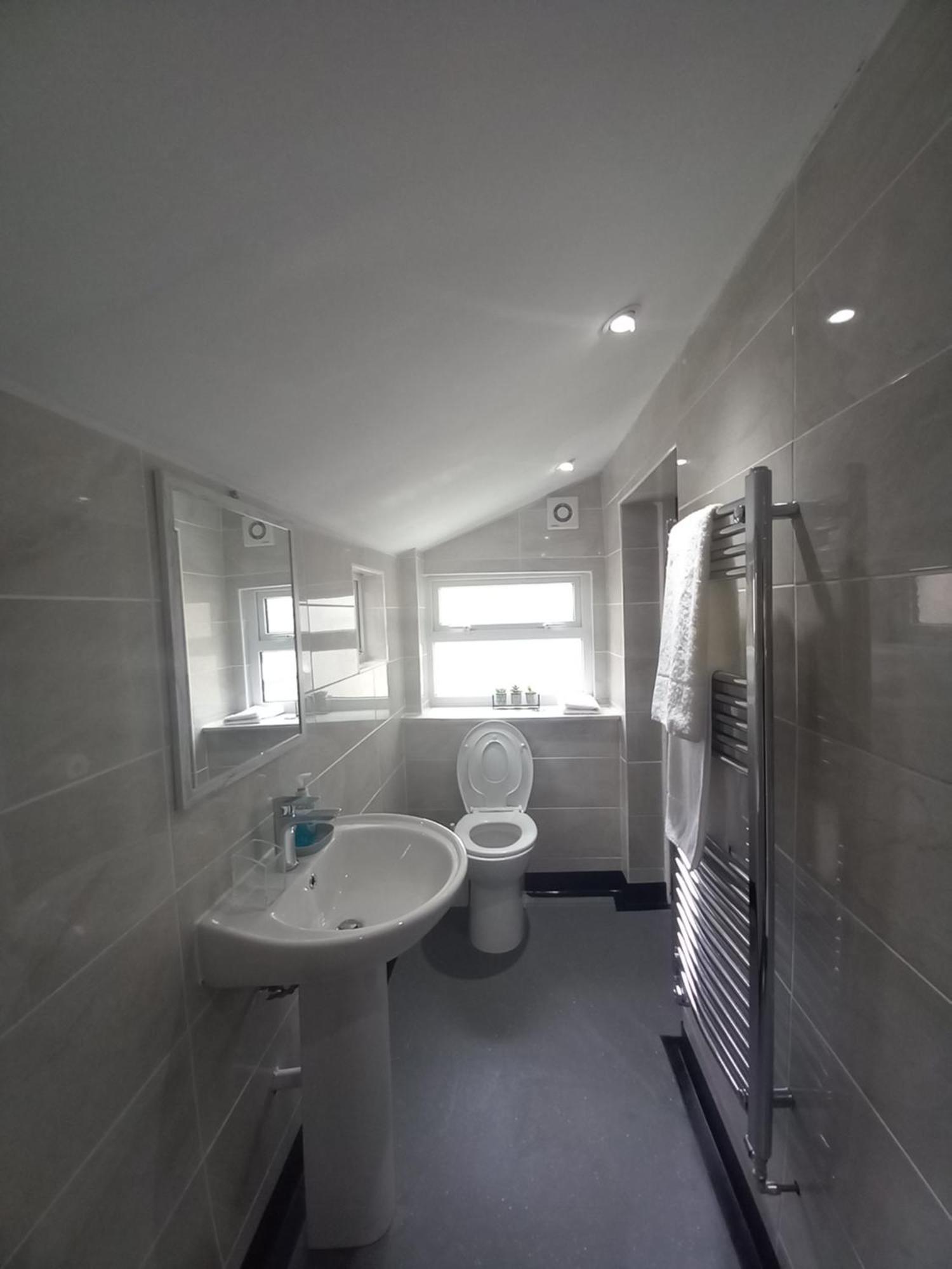 No 27 Chapel Street Guest House 랜디드노 객실 사진